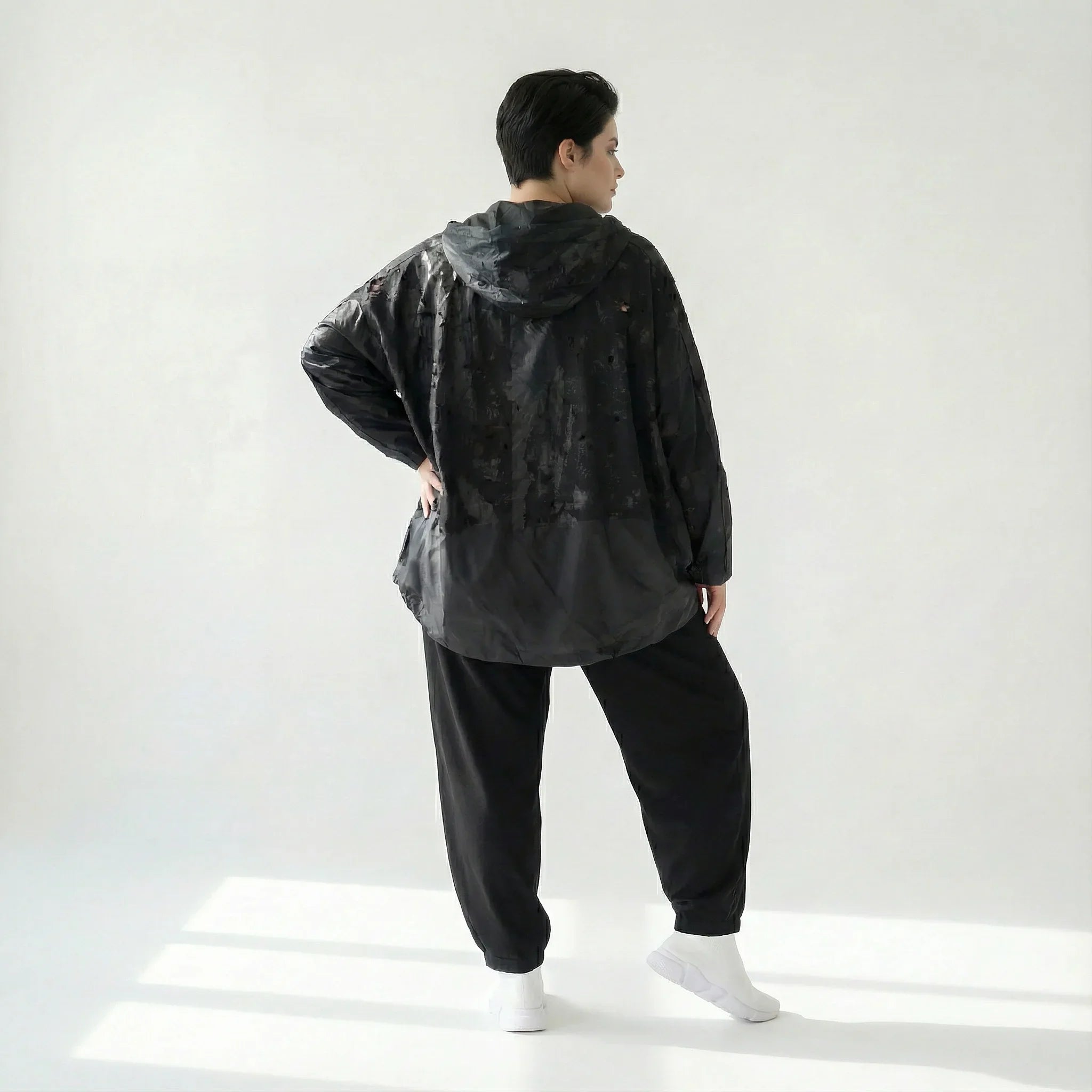Oversize Damen Übergangsjacke aus Baumwolle im Ballonschnitt Memorytaft Caraclan exklusiv bei Modeare