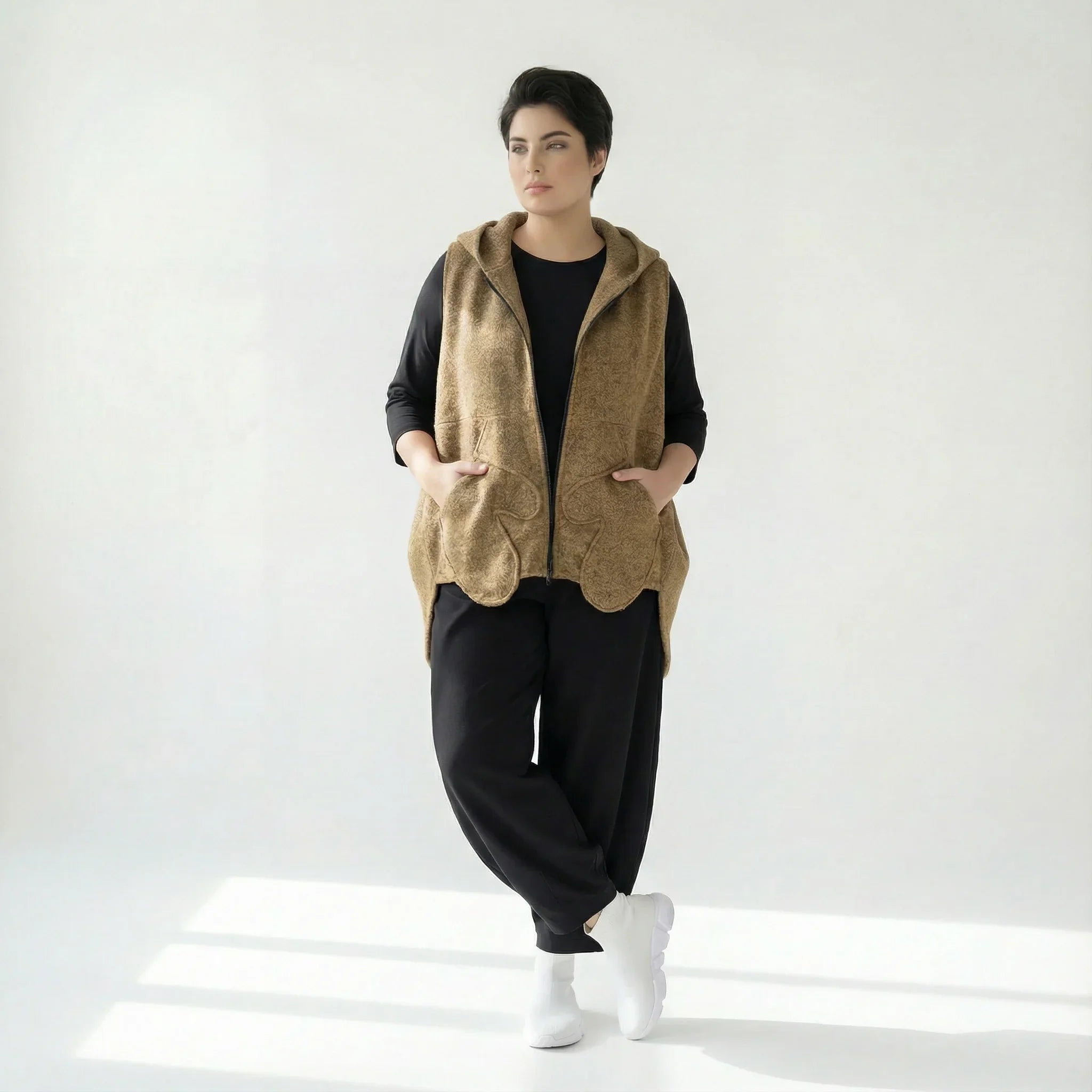 Melierte Bouclé Übergangsweste A-Form mit Kapuze für Damen aus Polyester Caraclan bei Modeare Trendig