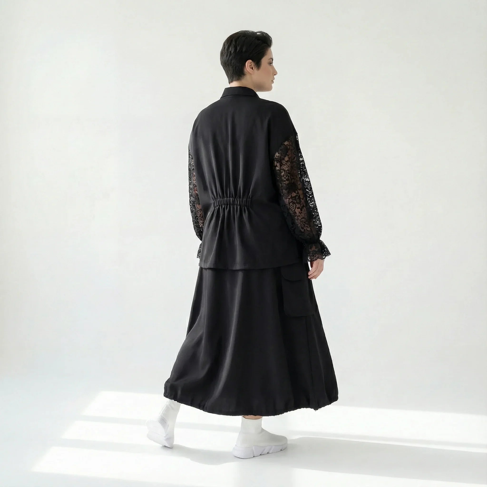 Trieste Oversize-Set mit Spitze: Schwarze Popeline-Bluse & Lagenrock – bei Modeare entdecken
