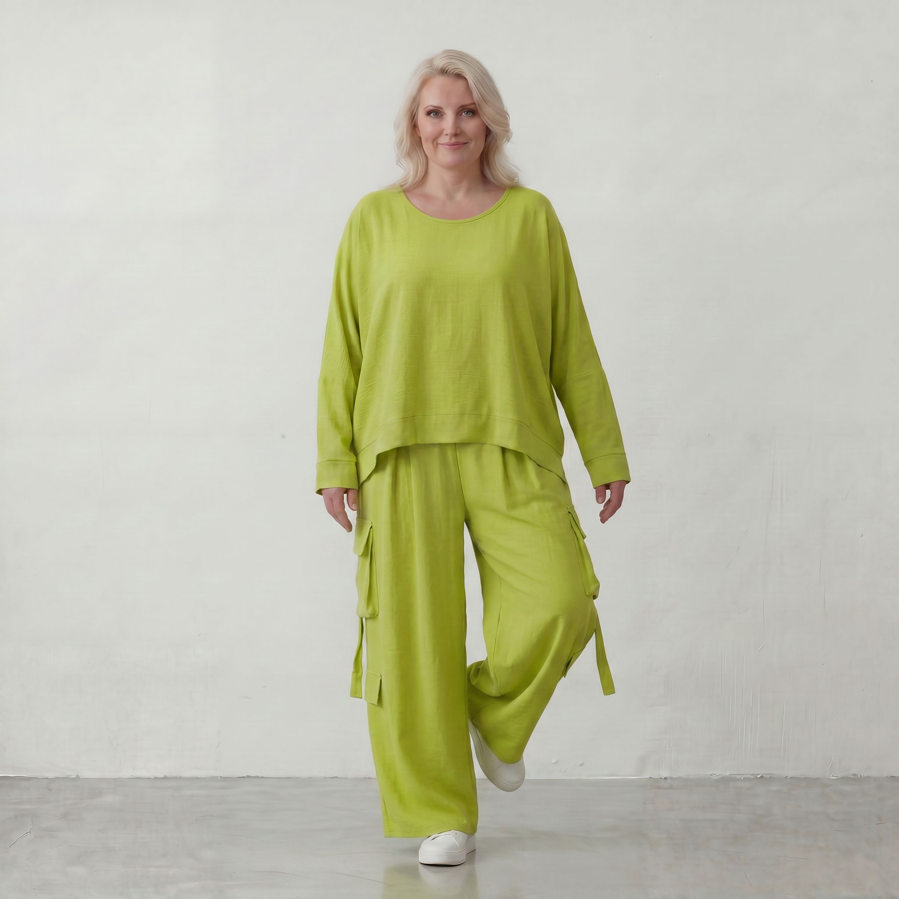 Apfelgrün Leinenlook Überwurf im Oversize Lagenlook sehr leger zeitlos ausgefallen luftig