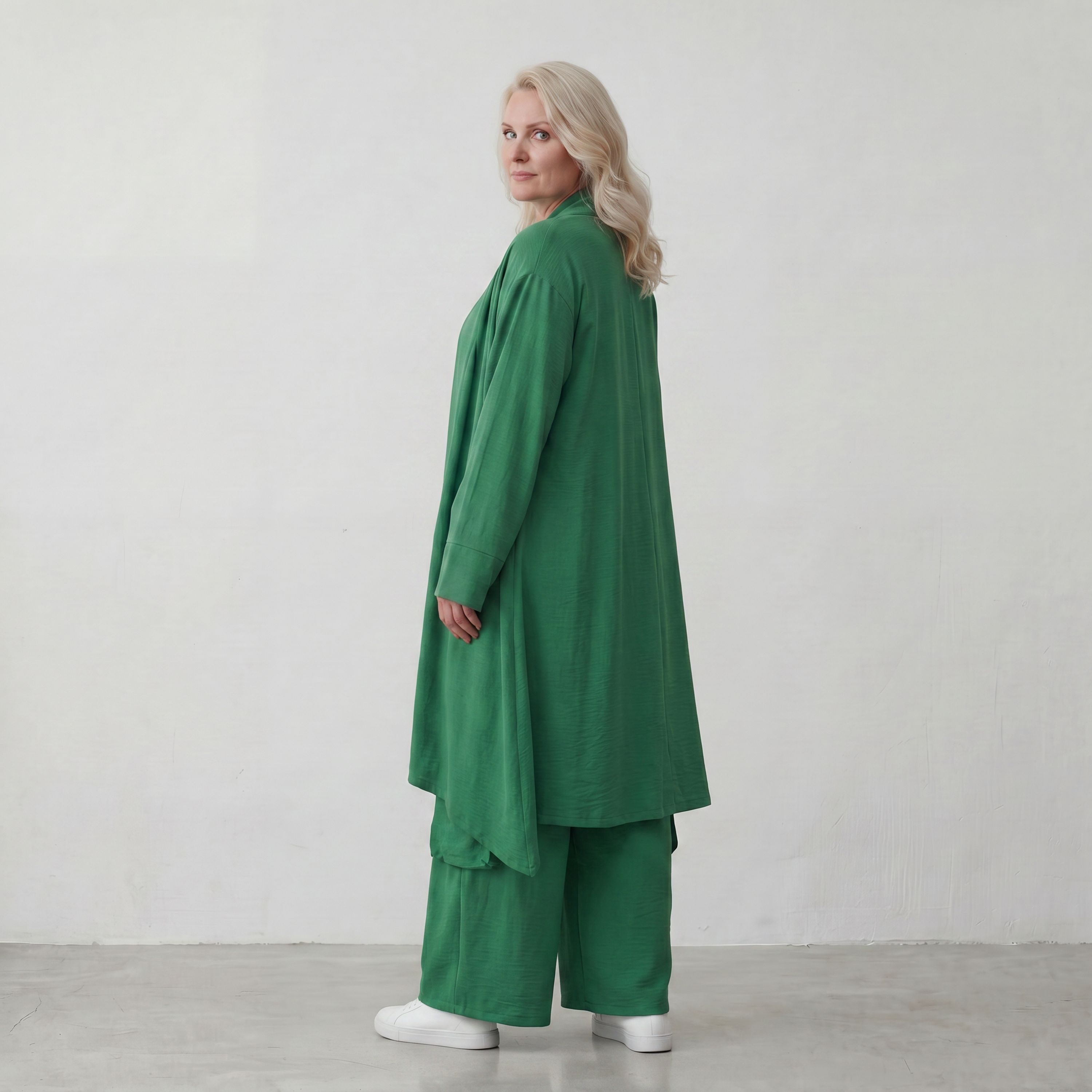 Smaragdgrün fliessend weicher Oversize Cardigan im Lagenlook locker leger zeitlos modern