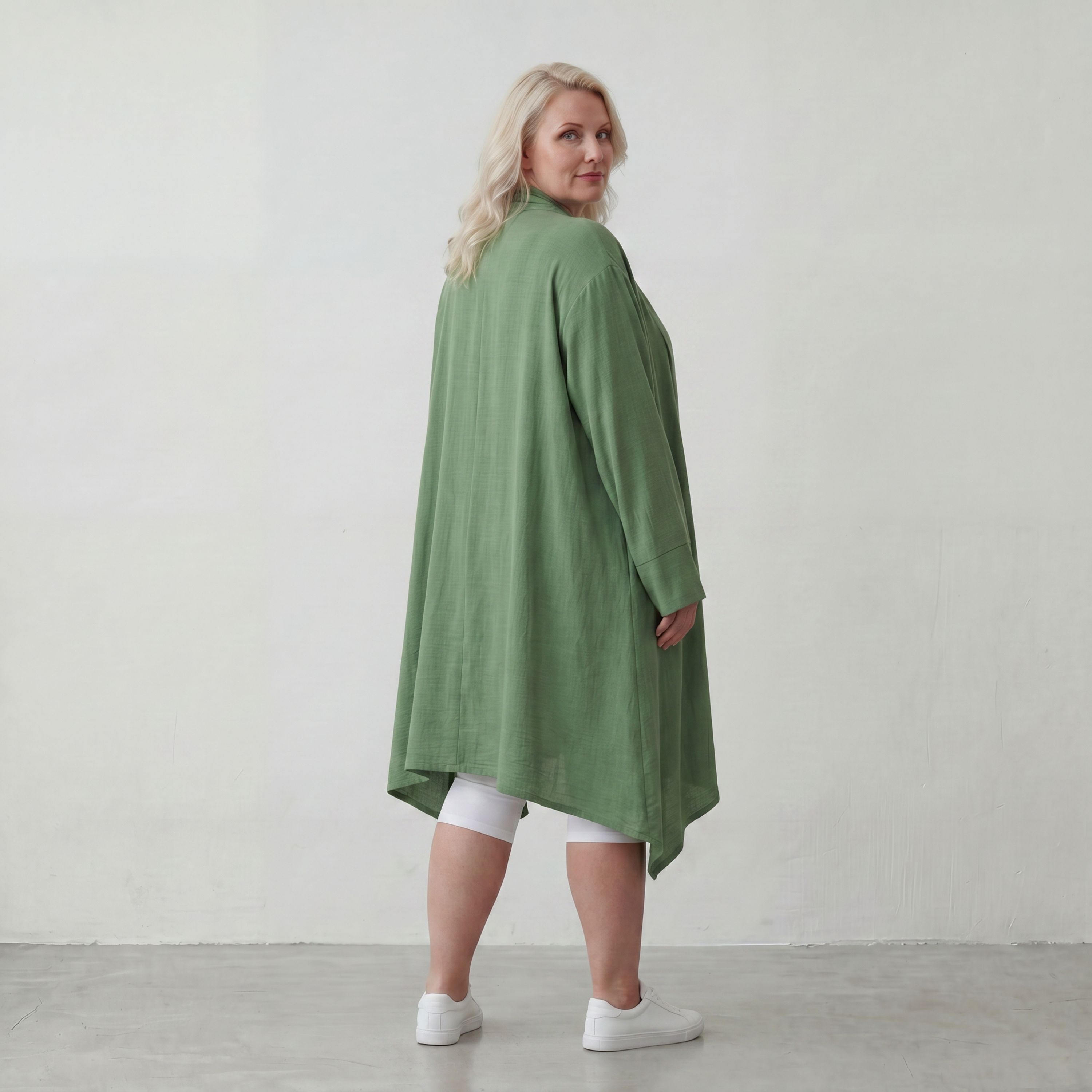 Fliessender Khaki Cardigan im Lagenlook leger Oversize mit angenehmem Leinenfeeling chic