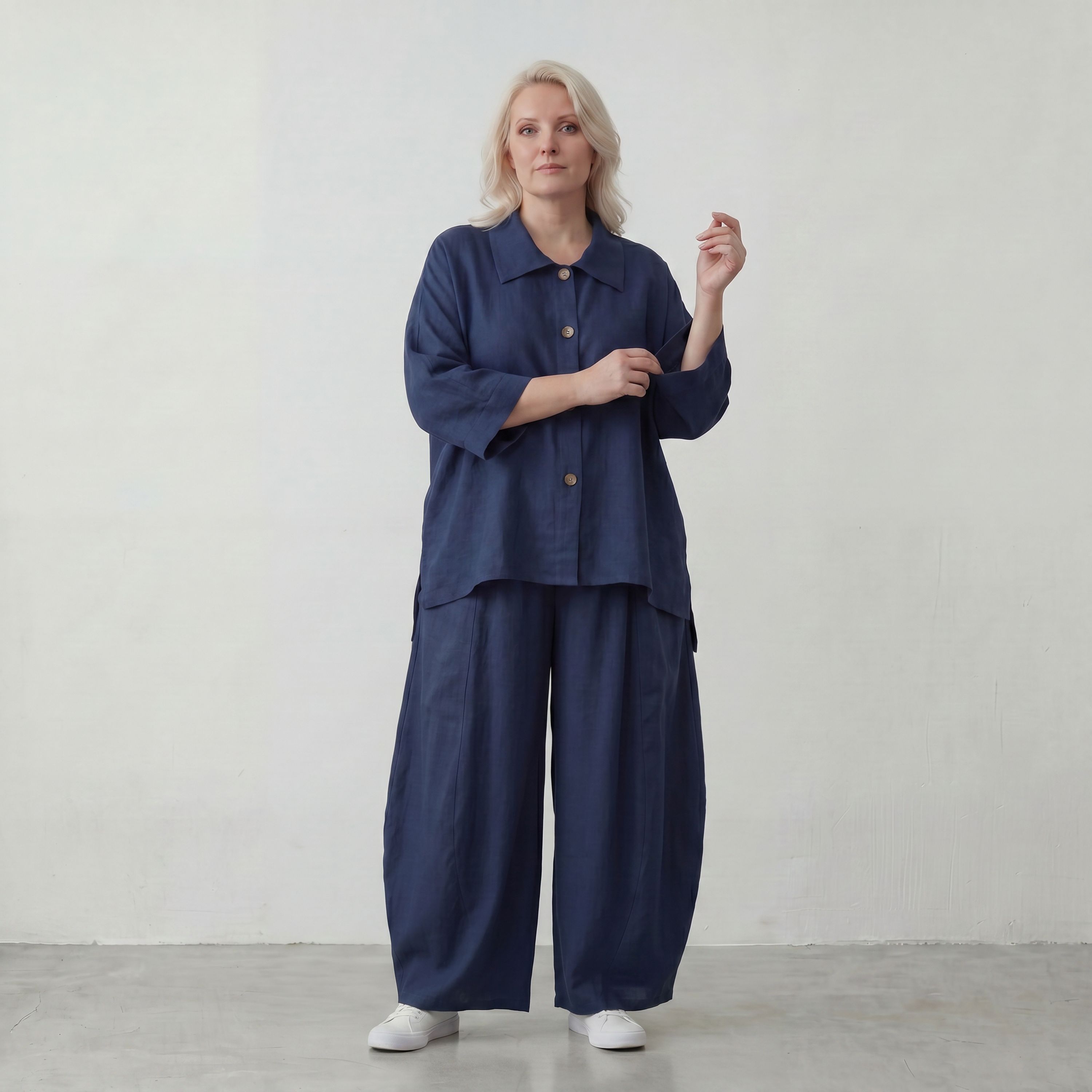 Zeitlose Marine Bluse in Leinenoptik leger Oversize Lagenlook sommerlich leicht und modern