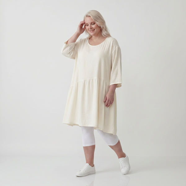 Leinenoptik Kleid in Creme Lagenlook leger Oversize A Linie zeitlos luftig weich elegant