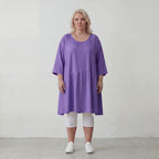 Flieder Lagenlook Kleid in legerem Oversize Stil zeitlos ausgefallen luftig weich fallend