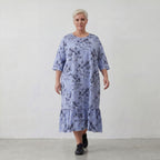A-Form Kleid aus leichter Popeline in blau weiß schwarz mit Blumenmuster und Taschen