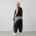 Lässige Oversize Ballonhose in Schwarz/Weiß für Lagenlook zeitlos sommerlich luftig