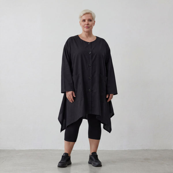 Zeitlose Schwarz Baumwollbluse im legeren Lagenlook mit Oversize A Linie und Taschen fein