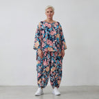 Oversized Shirt in Leinenoptik mit kastigem Schnitt und Rundhalsausschnitt in kühlem Aqua