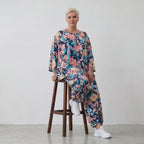 Oversized Shirt in Leinenoptik mit kastigem Schnitt und Rundhalsausschnitt in kühlem Aqua