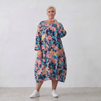 Sommerliches Ballonkleid in Leinenoptik in Aqua mit 3/4-Arm Rundhals und Seitentaschen