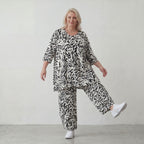 Fliessendes Viskose Shirt im Lagenlook Weiß/Schwarz mit legerem Oversize A-Linie zeitlos