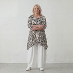 Zeitloses Viskoseshirt in Weiß/Schwarz leger Oversize A-Linie Lagenlook leicht fliessend