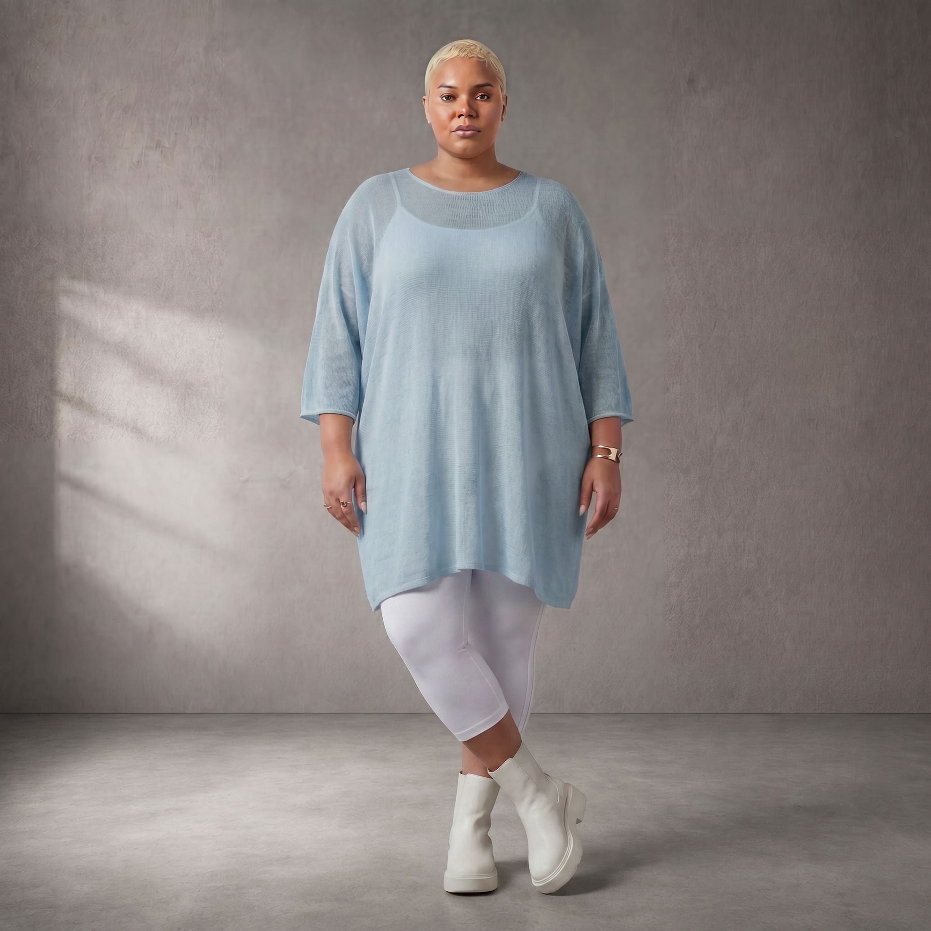 Damen Shirt Lagenlook Baumwolle Hellblau, gerader Schnitt, Kurzarm, Oversize große Größen – Funky Diva