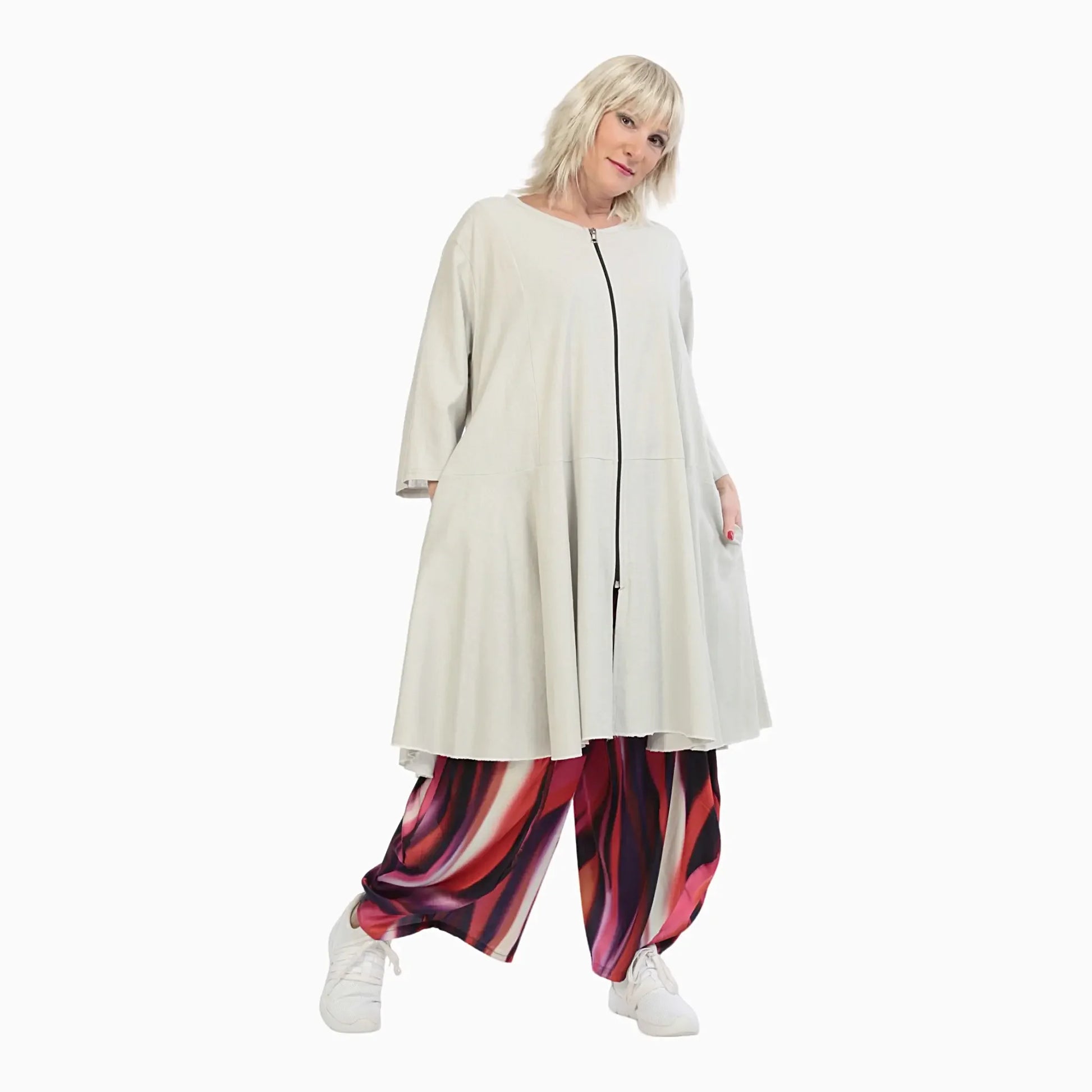  Glockenform-Jacke in elegantem Grau mit Halbarm-Ärmeln und praktischen Nahttaschen für Plus Size