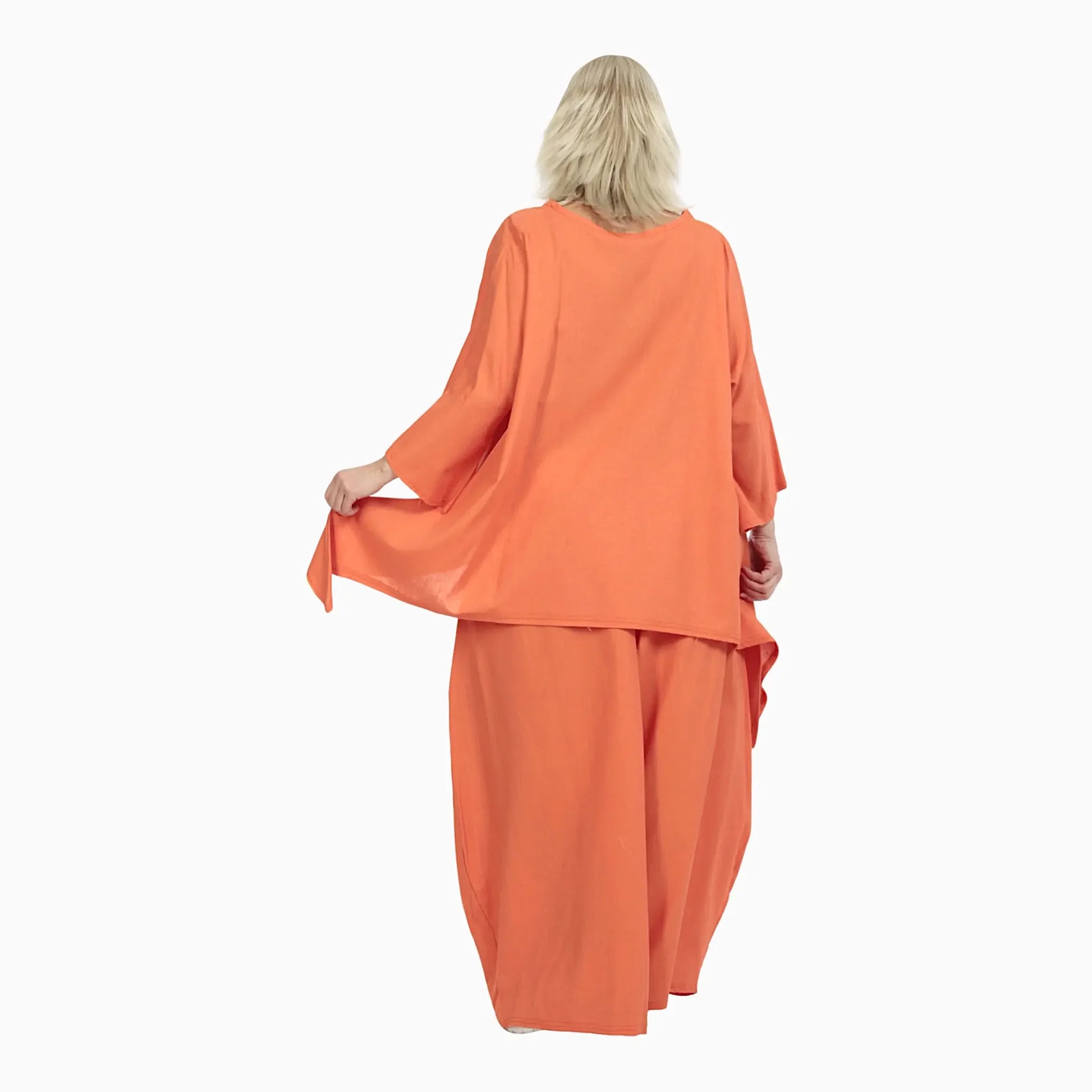  A-Form Shirt in lebhaftem Orange für Lagenlooks, aus leichter Viskose, Oversize Schnitt für Plus Size