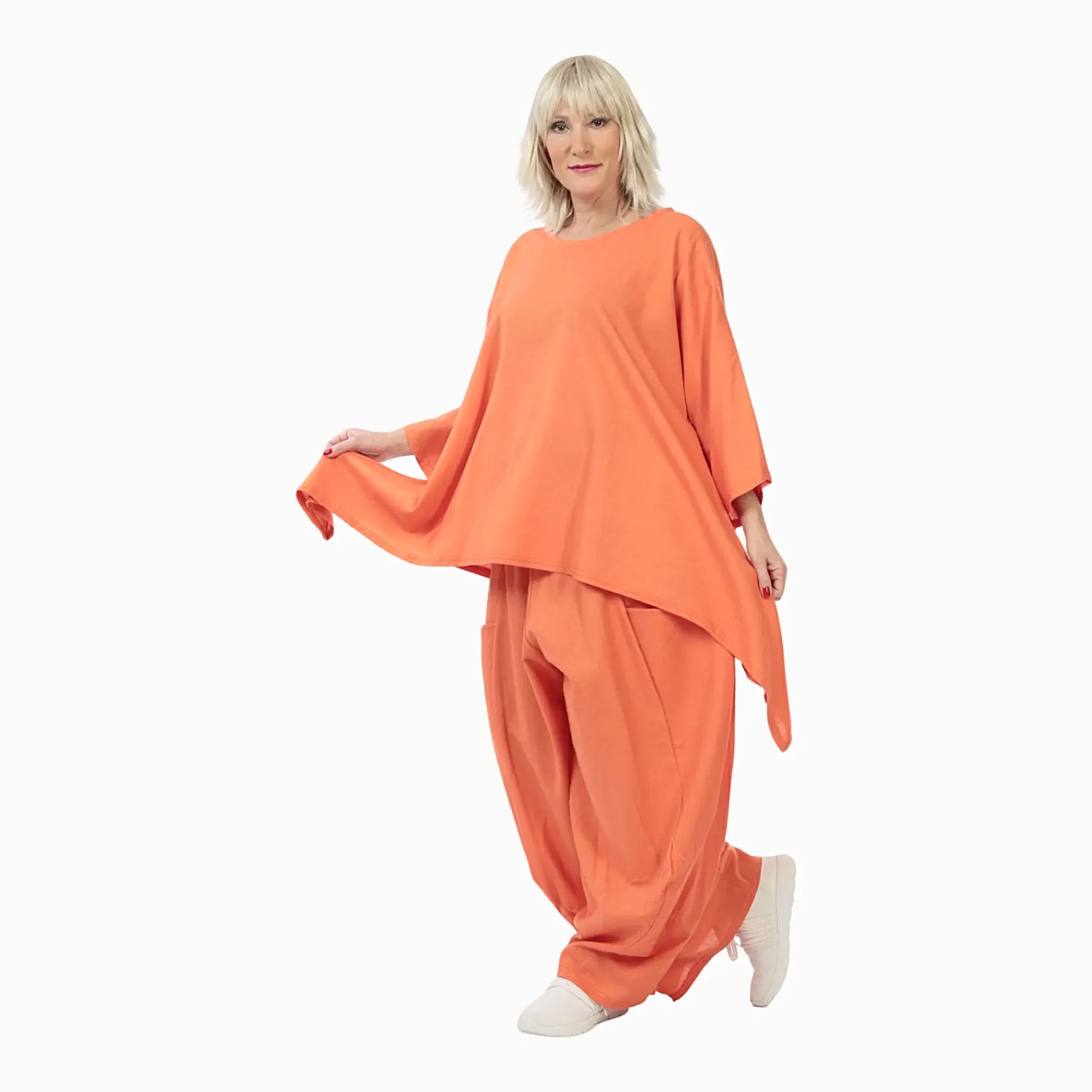  A-Form Shirt in lebhaftem Orange für Lagenlooks, aus leichter Viskose, Oversize Schnitt für Plus Size