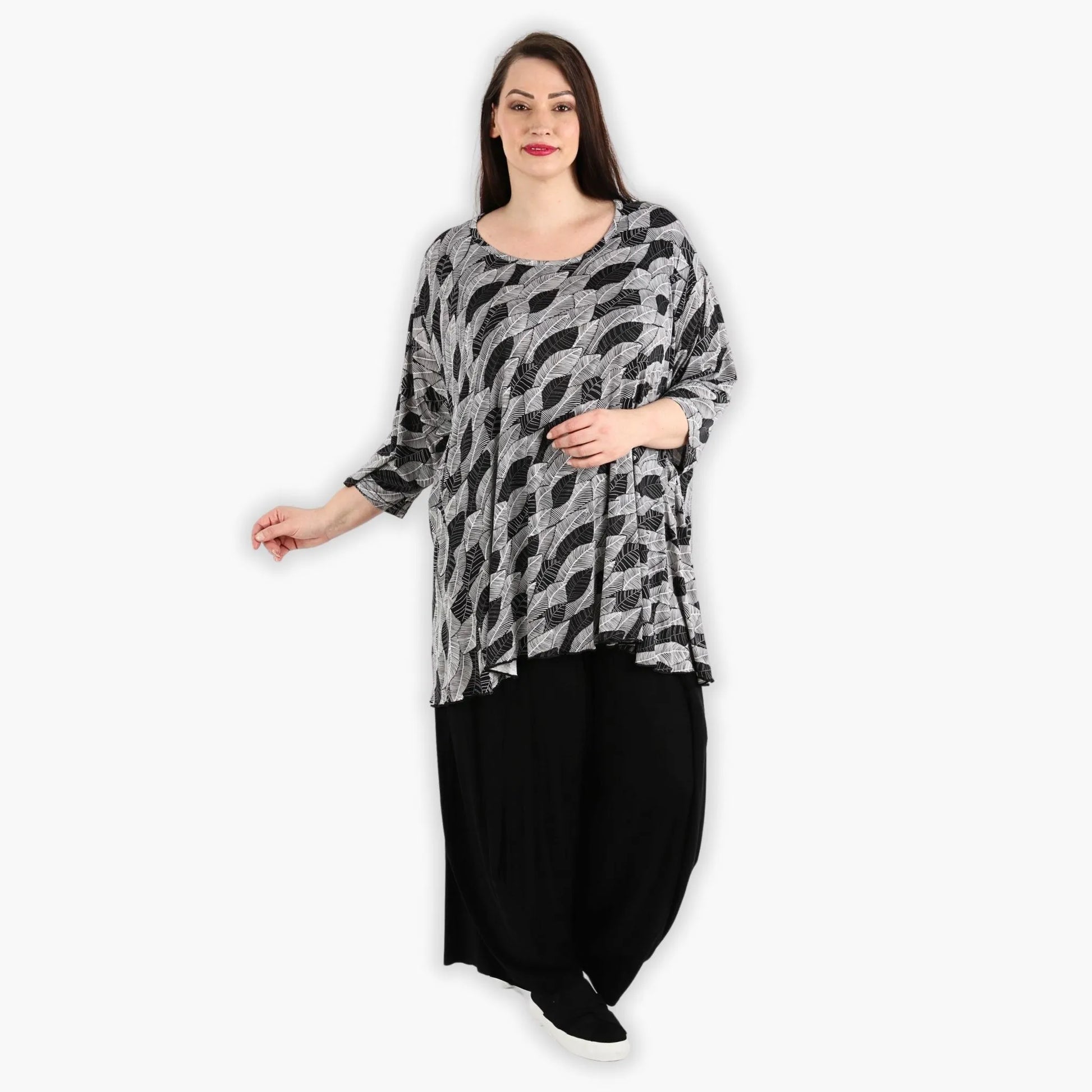  A-Form Bigshirt von AKH Fashion aus Viskose, 1287.00593, Schwarz-Weiß, Blumen, Ausgefallen