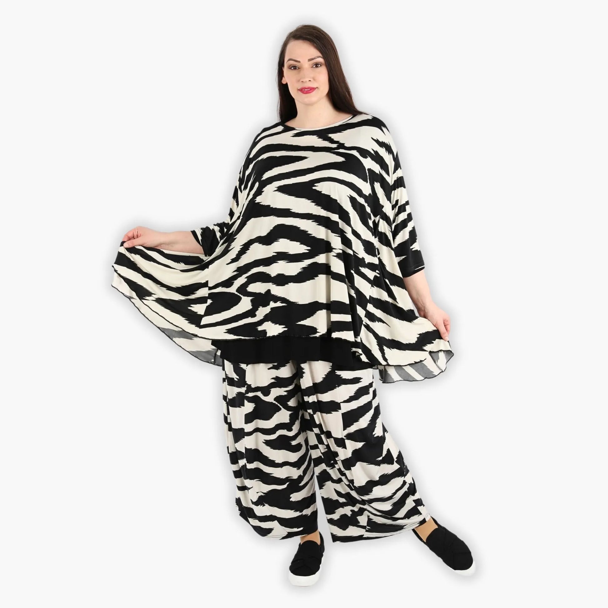  A-Form Bigshirt von AKH Fashion aus Viskose, 1291.00593, Ecru-Schwarz, Zebra, Schick, Modern