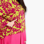  AKH Fashion Jacke in gerundeter Form, aus Viskose, 1304.06910, Lila-Lime, Blumen, Schick