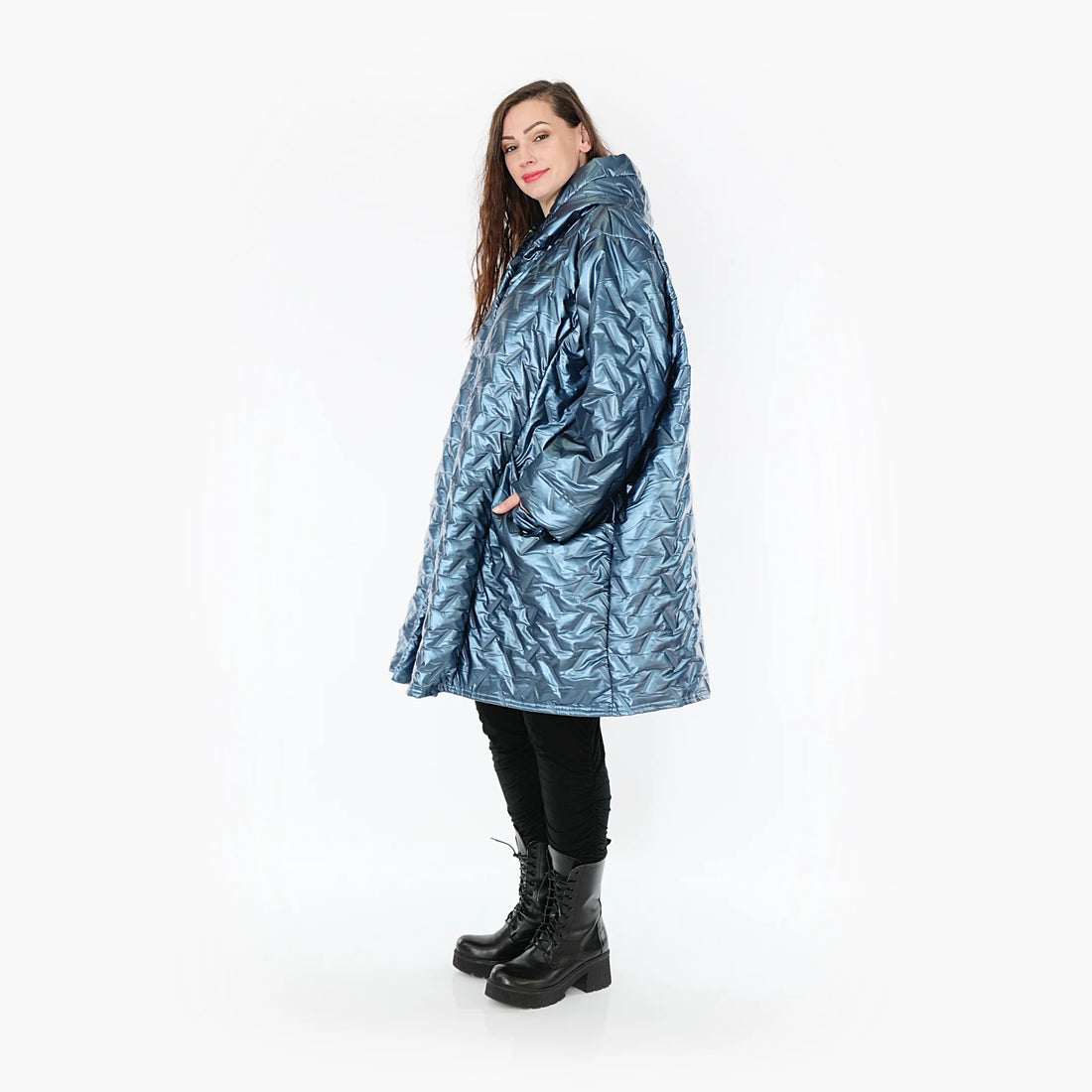  Trendige Steppjacke in elegantem Eisblau mit Ballonschnitt und gestreiftem Muster für Plus-Size