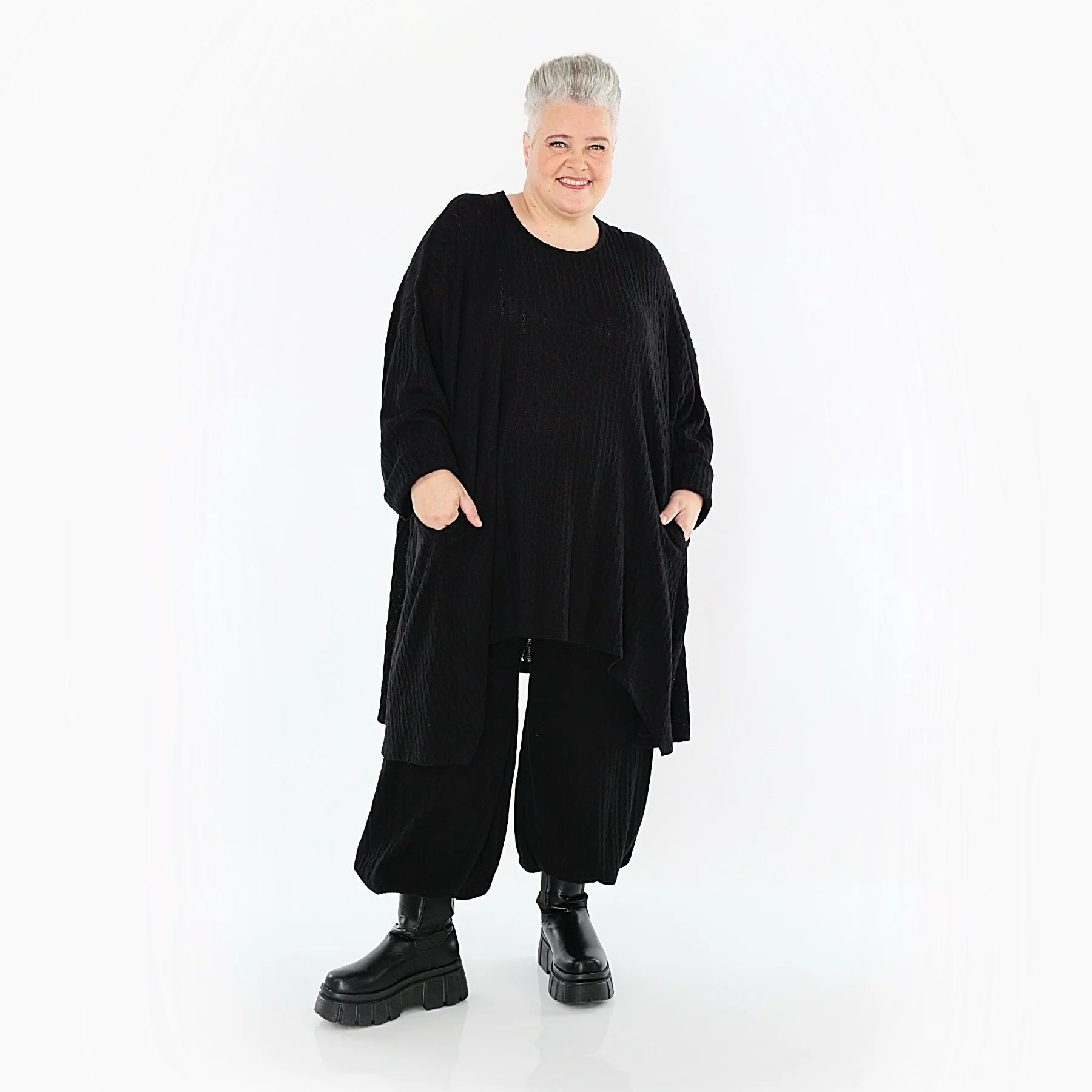 A-Form Bigshirt von AKH Fashion aus Materialmix, 1532.07014, Schwarz, Wellen, Ausgefallen
