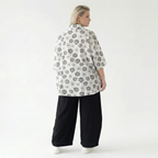  AKH Fashion Jacke in gerundeter Form, aus Viskose, 1575.07092, Weiß/Schwarz, Blumen
