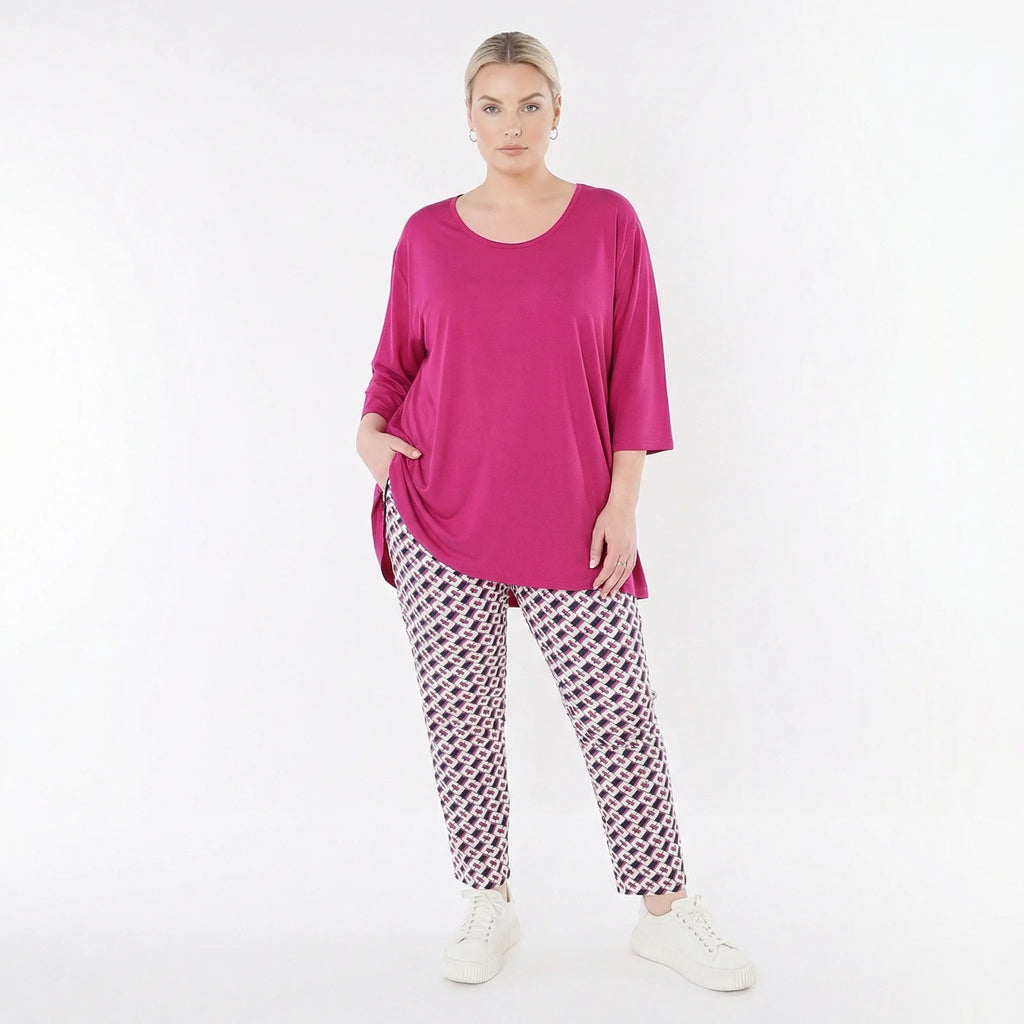 Abstrakte Karottenhose im ausgefallen legeren Lagenlook aus stretchigem Bengaline Material, Marine/Fuchsia/Weiß