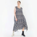 Luftiges Ballon Kleid mit ausgefallenem Lagenlook, raffiniert gerafft, angenehm leicht, Marine/Weiß