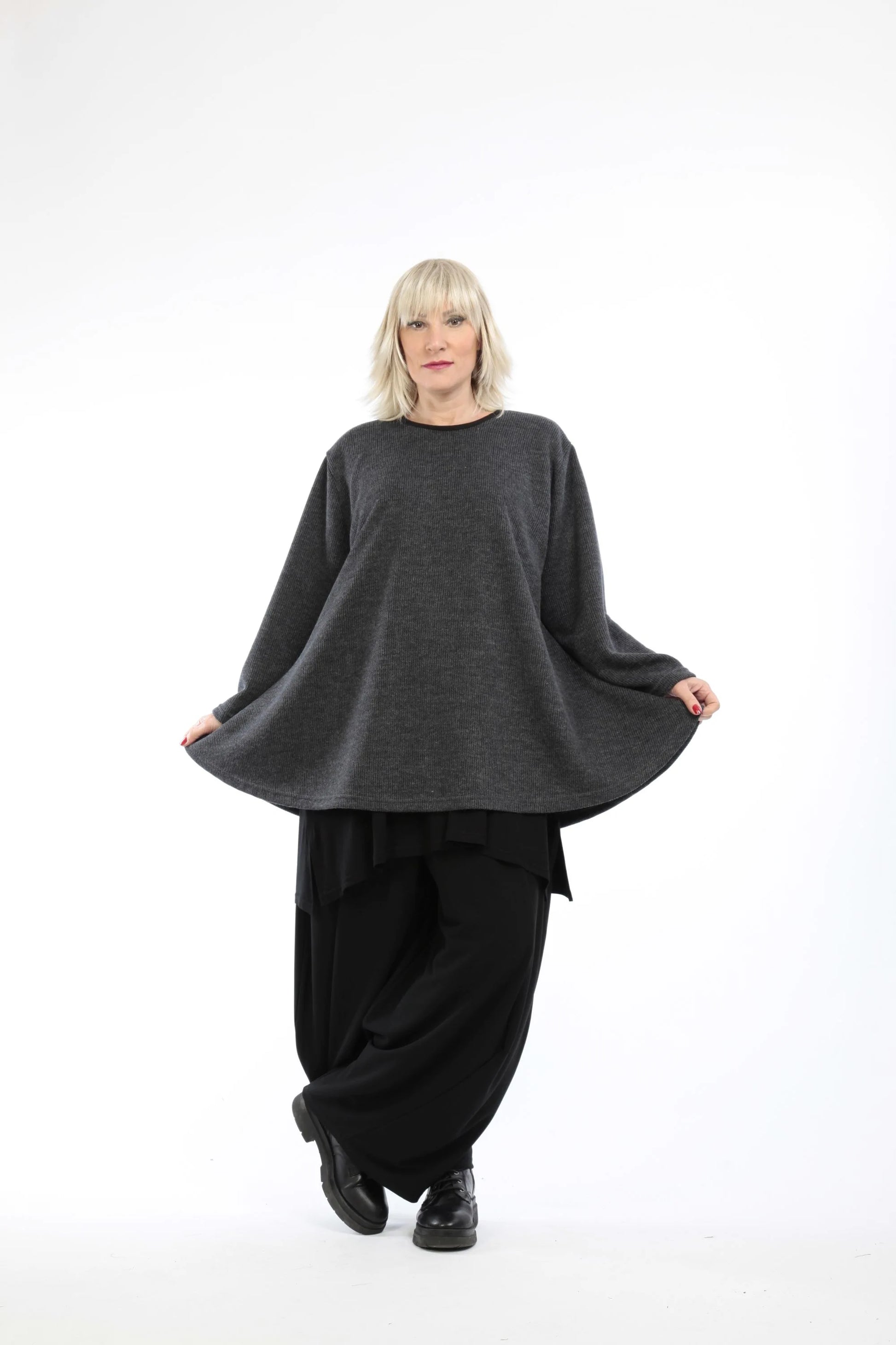  Shirt von AKH Fashion aus Materialmix in Glocken-Form, 1218.01892, Dunkelgrau, Ausgefallen