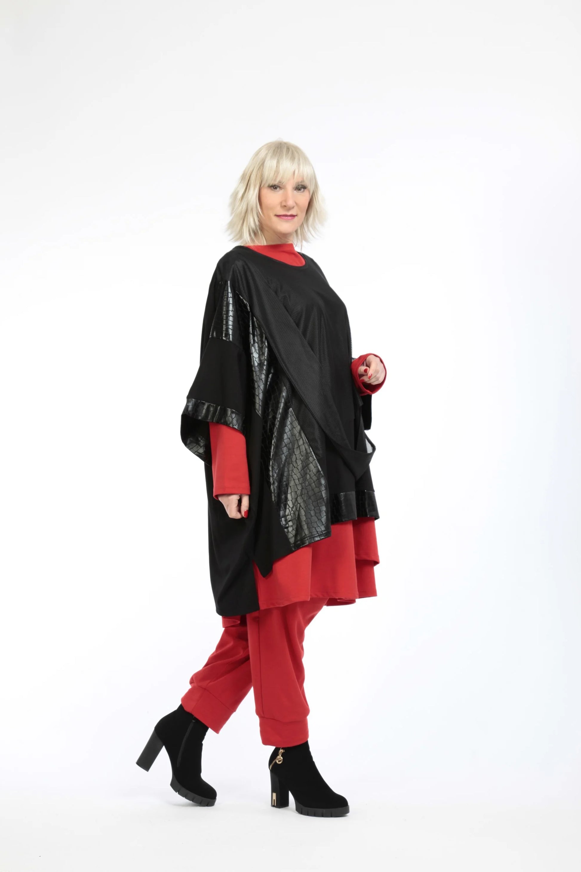  Bigshirt von AKH Fashion aus Viskose in kastiger Form, 1221.06893, Schwarz, Schick, Modern