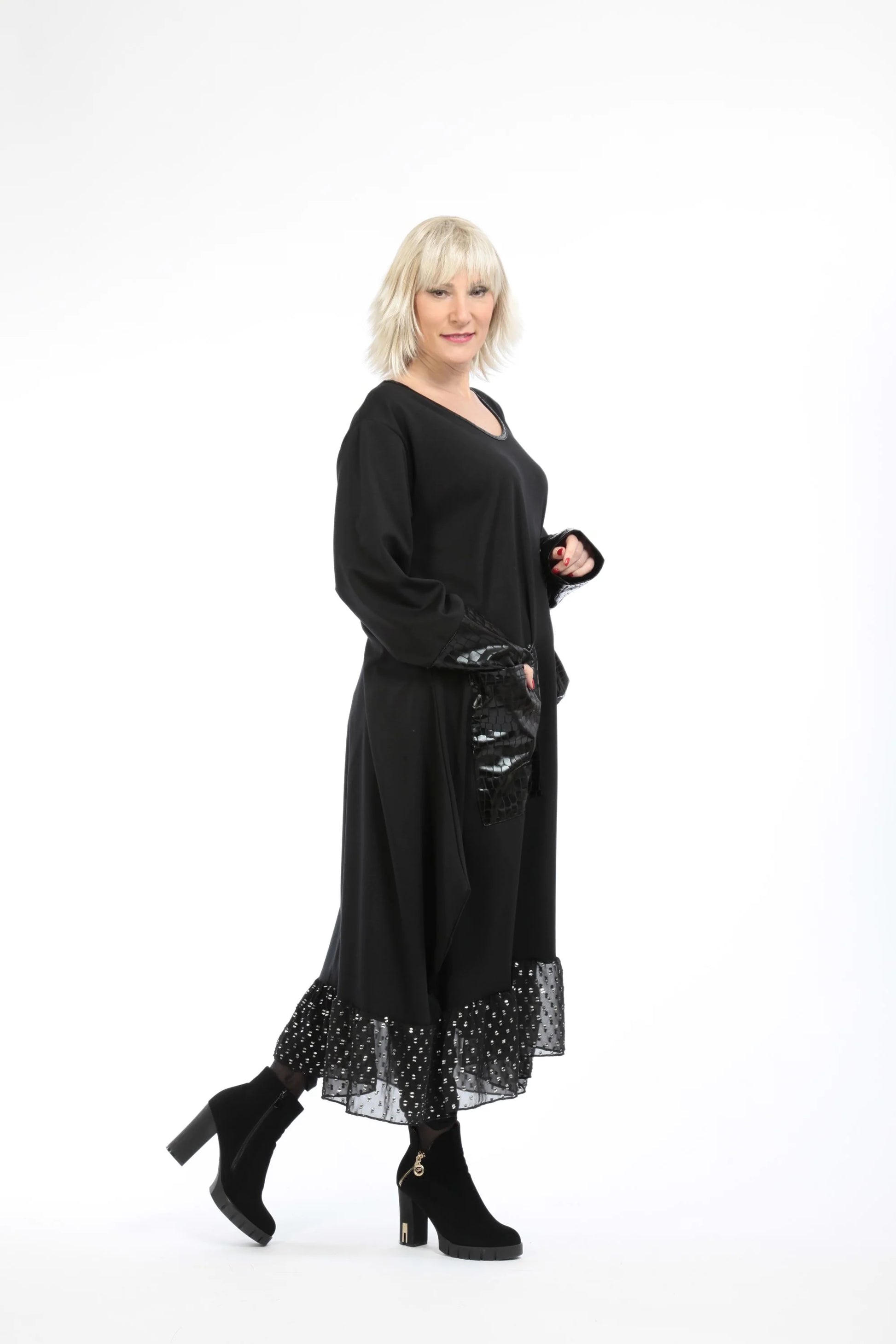  Ballonkleid von AKH Fashion aus Viskose, 1224.05909, Schwarz-Nieten, Unifarben, Schick