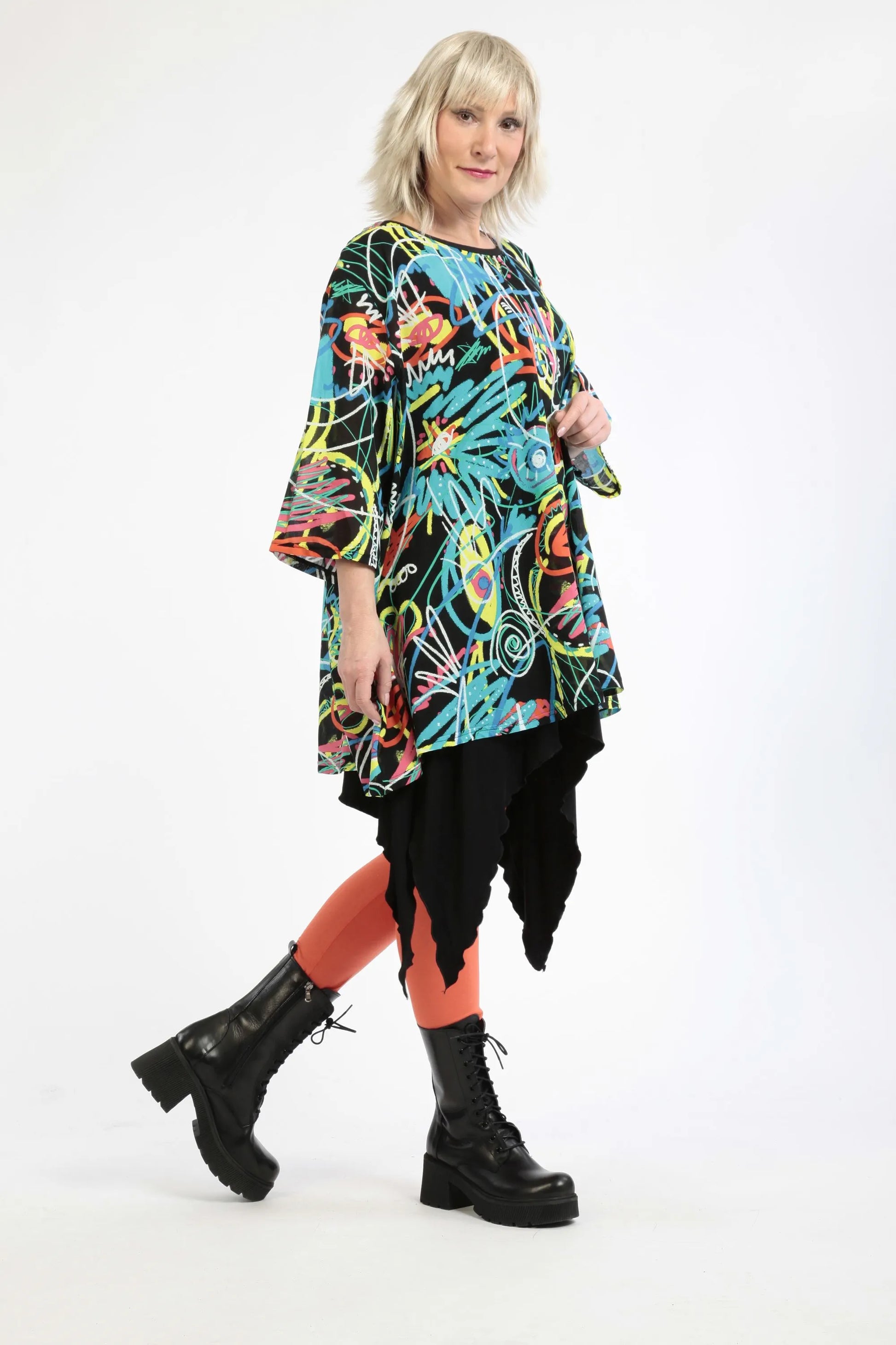  A-Form Bigshirt von AKH Fashion aus Baumwolle, 1255.00593, Schwarz-Multicolour, Ausgefallen