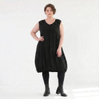 Ausgefallenes Ballonkleid aus leichtem Tencel Popeline für den modernen Lagenlook, Schwarz/Weiß