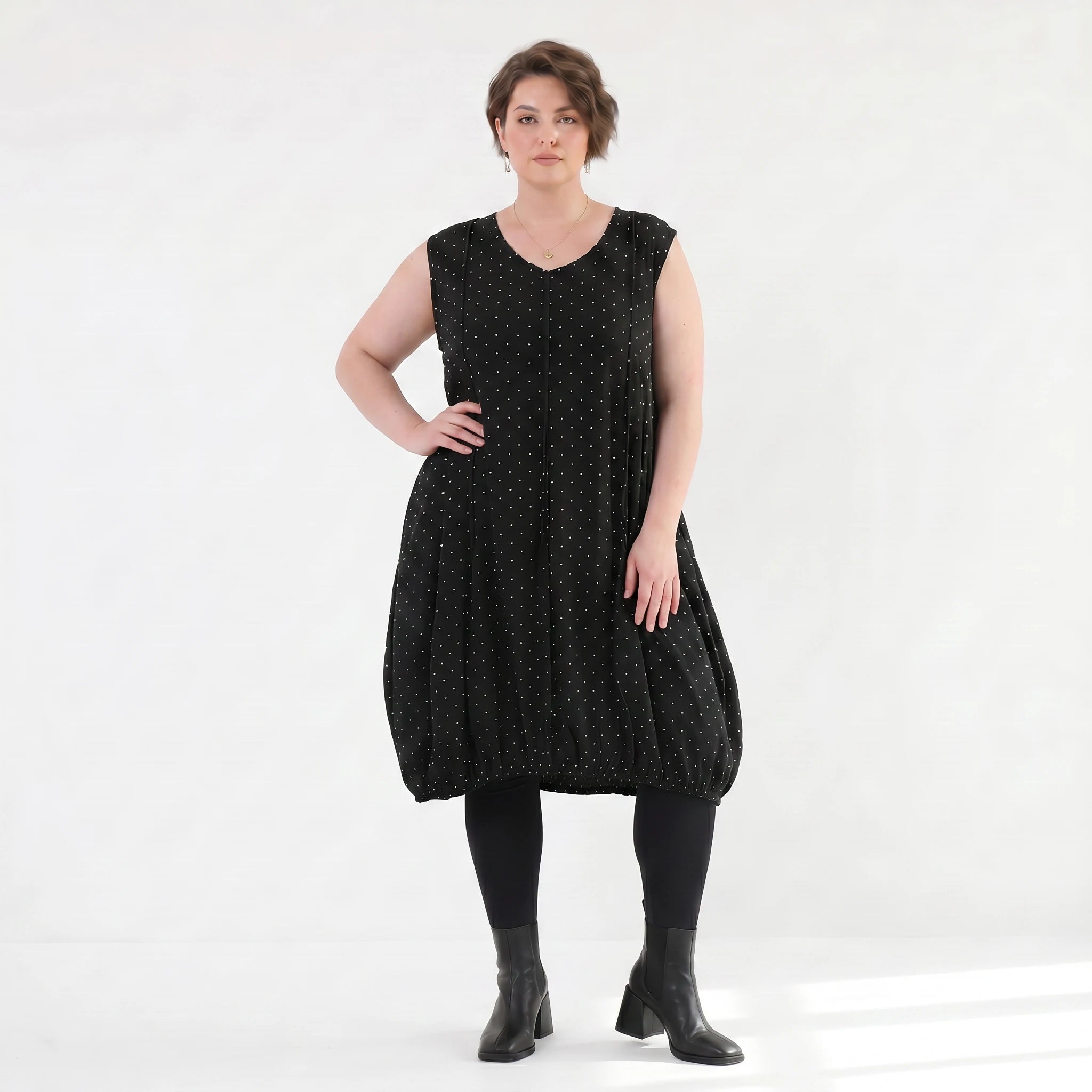 Ausgefallenes Ballonkleid aus leichtem Tencel Popeline für den modernen Lagenlook, Schwarz/Weiß