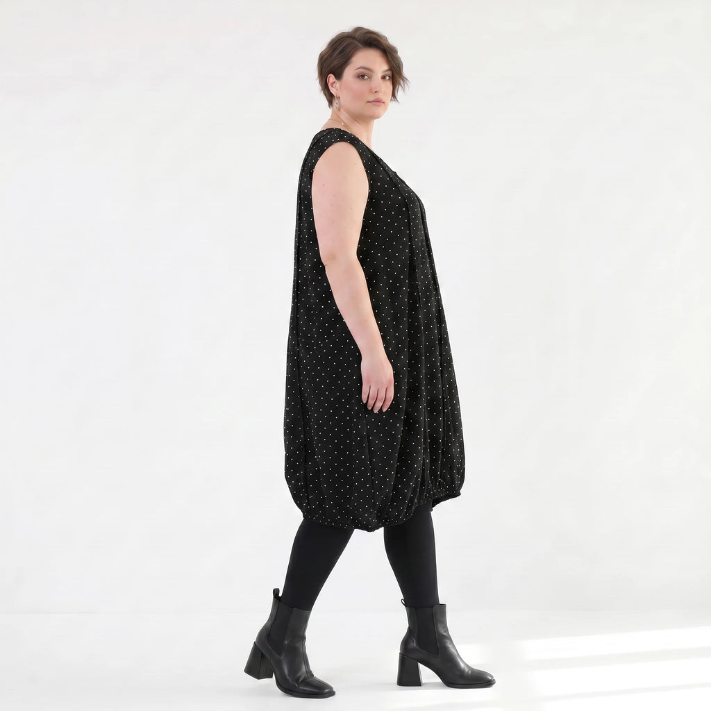 Ausgefallenes Ballonkleid aus leichtem Tencel Popeline für den modernen Lagenlook, Schwarz/Weiß