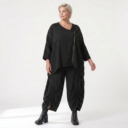Luftige Oversize Jacke aus fein strukturierter, leichter Popeline im Lagenlook mit Punkten, Schwarz/Weiß