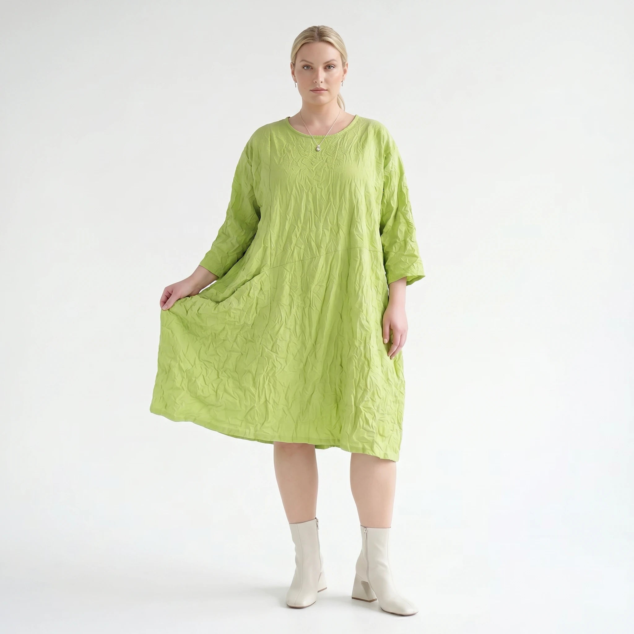 Luftiges Ballon Kleid im ausgefallenen Lagenlook aus leichter Popeline mit raffinierten Details, Apfelgrün