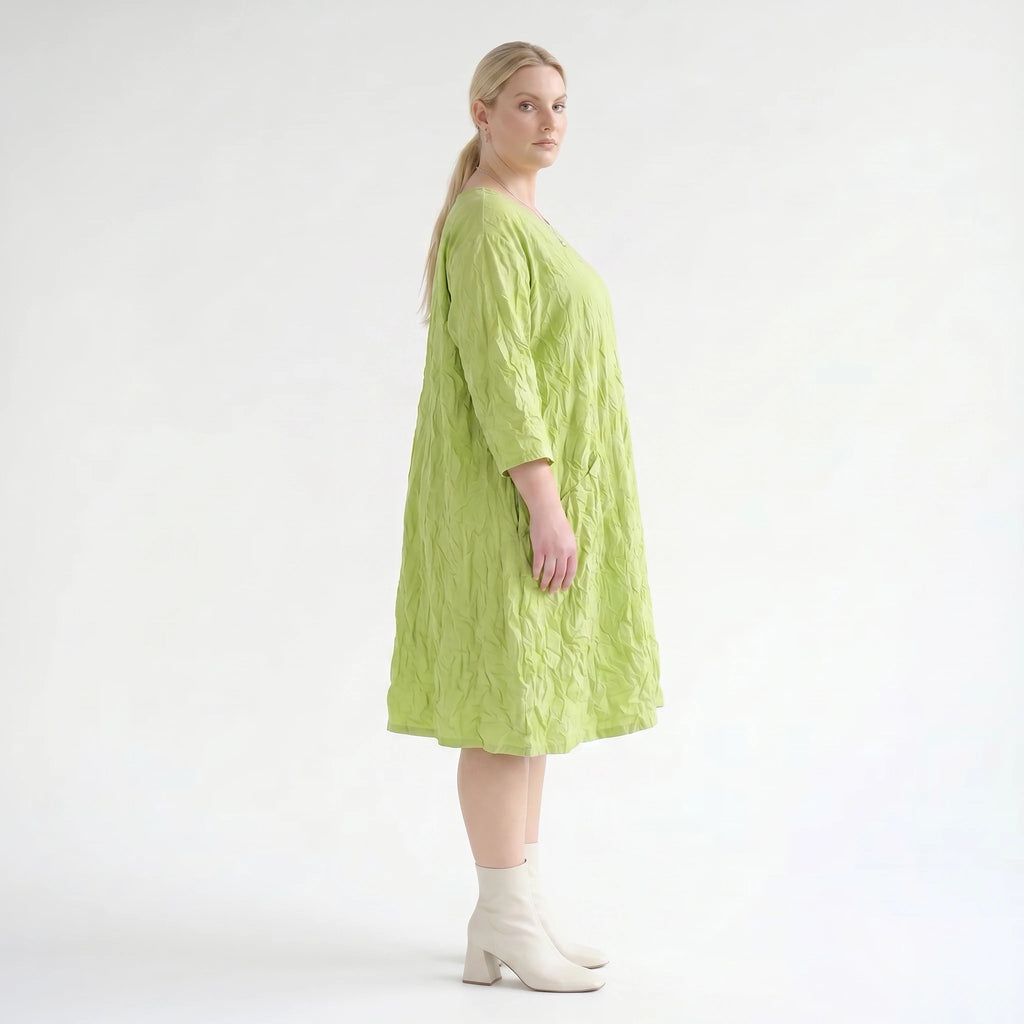 Luftiges Ballon Kleid im ausgefallenen Lagenlook aus leichter Popeline mit raffinierten Details, Apfelgrün