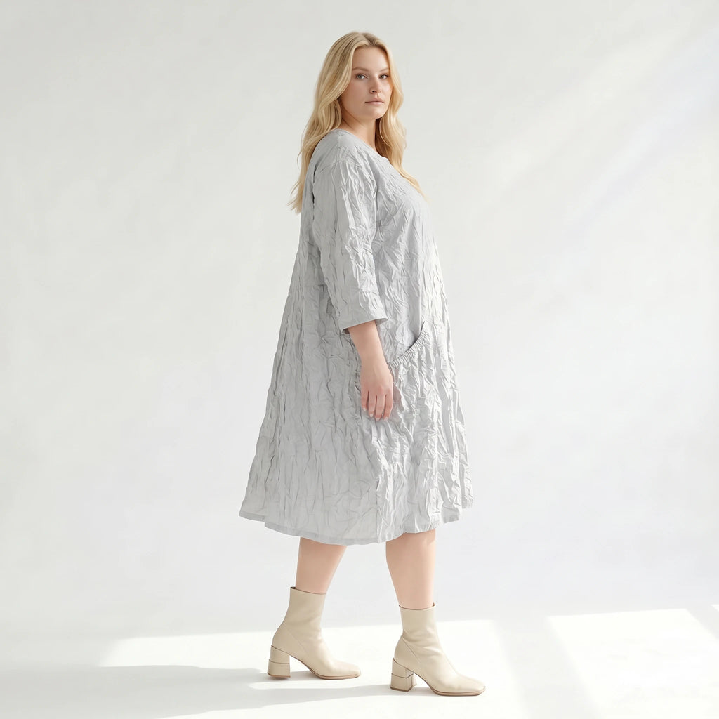Ausgefallenes Oversize Ballon Kleid im luftigen Lagenlook mit stilvollem Crash Effekt, Grau