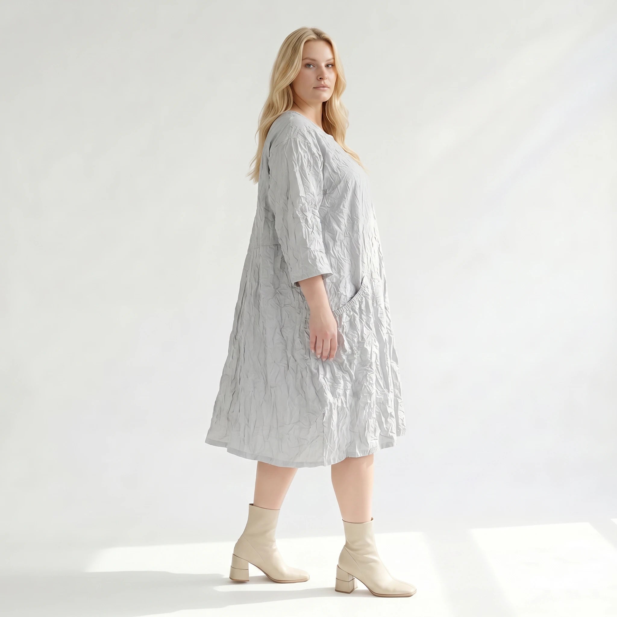 Ausgefallenes Oversize Ballon Kleid im luftigen Lagenlook mit stilvollem Crash Effekt, Grau