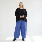 Ausgefallene Ballonhose im Lagenlook aus leichter Popeline mit Biesenmuster, luftig und leger, Royalblau