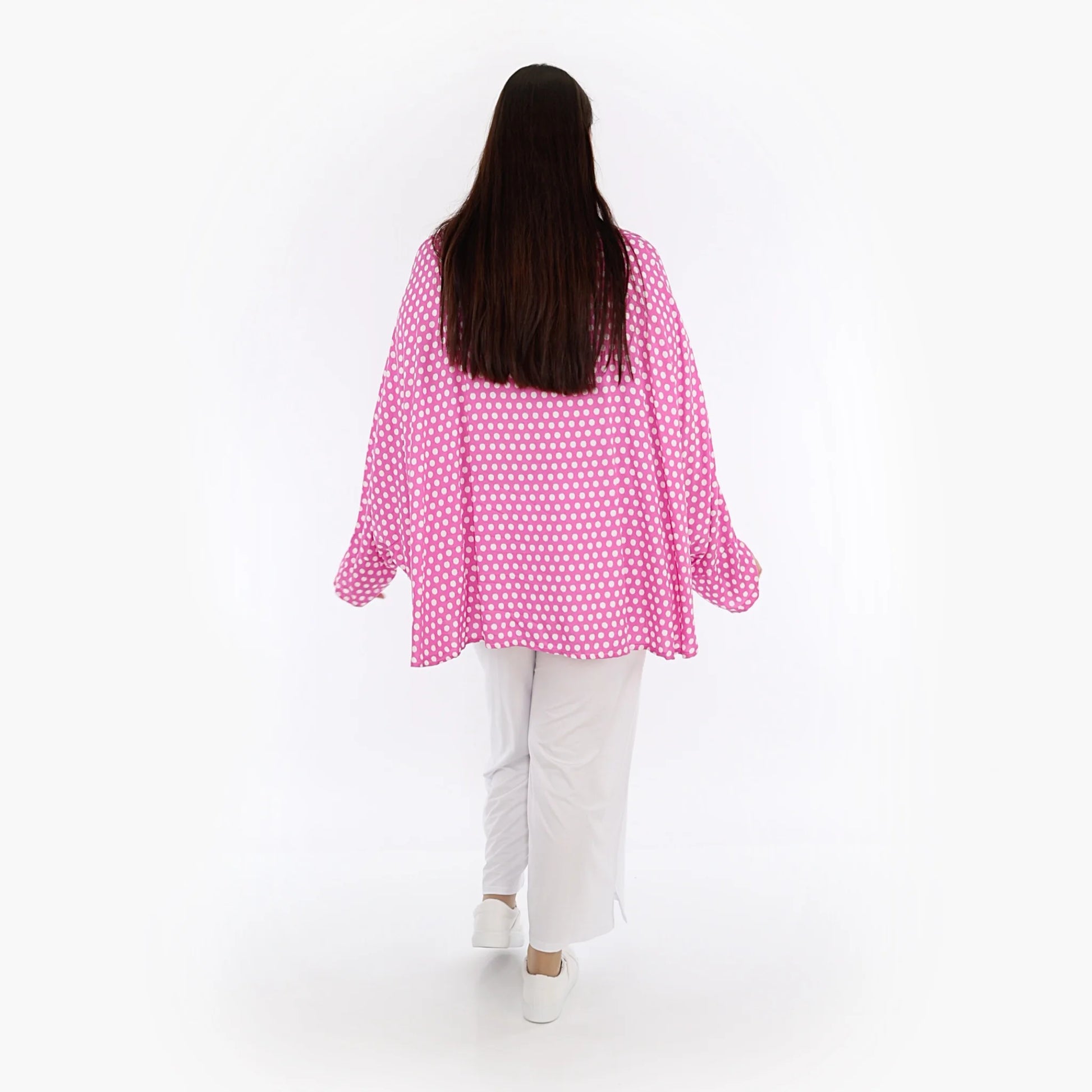  Trendige Oversize-Jacke in frischem Rosa mit Punkten für Plus Size, luftige Viskose im Lagenlook