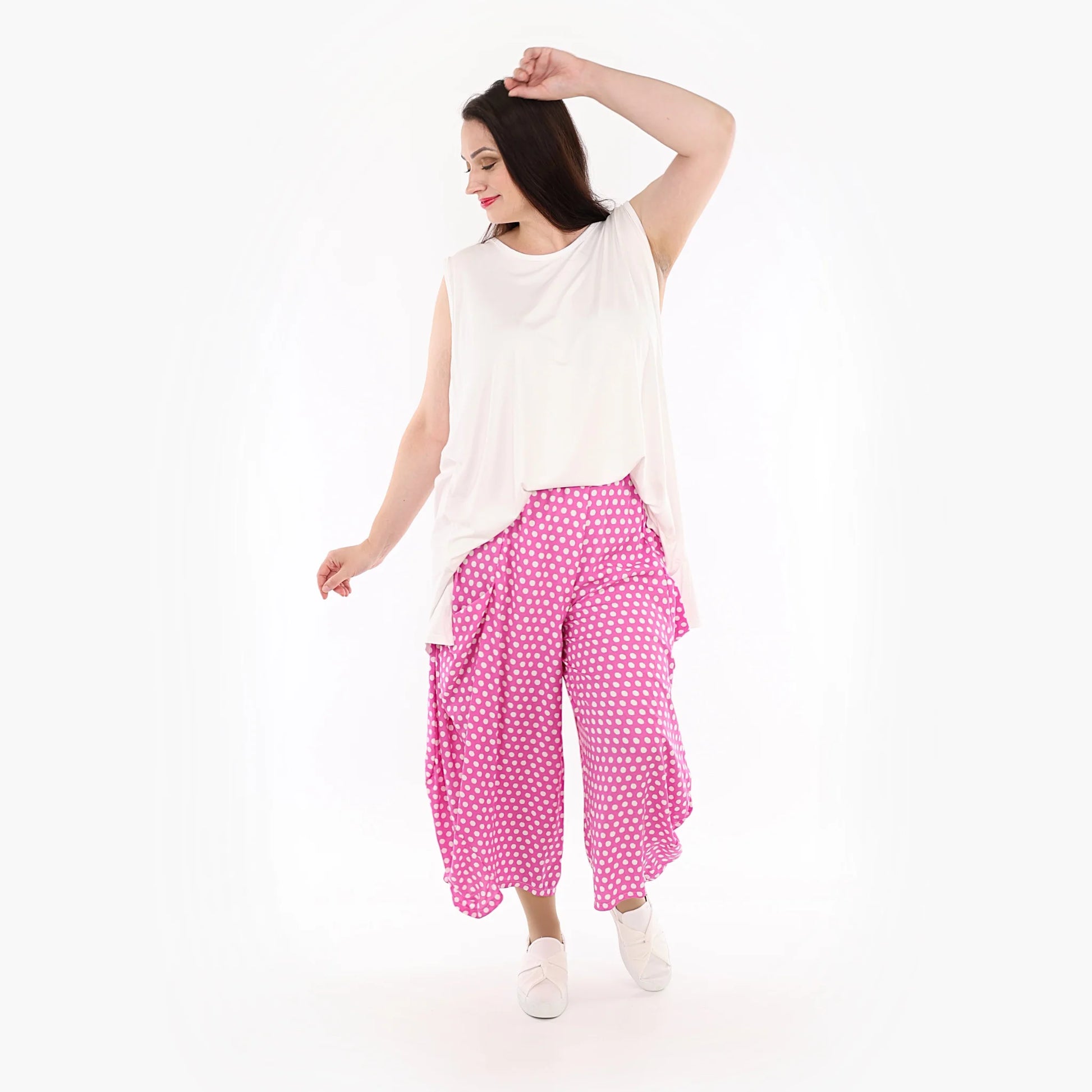  Trendige Ballonhose in Pink-Weiß, leicht und luftig aus Viskose, ideal für Plus-Size-Looks