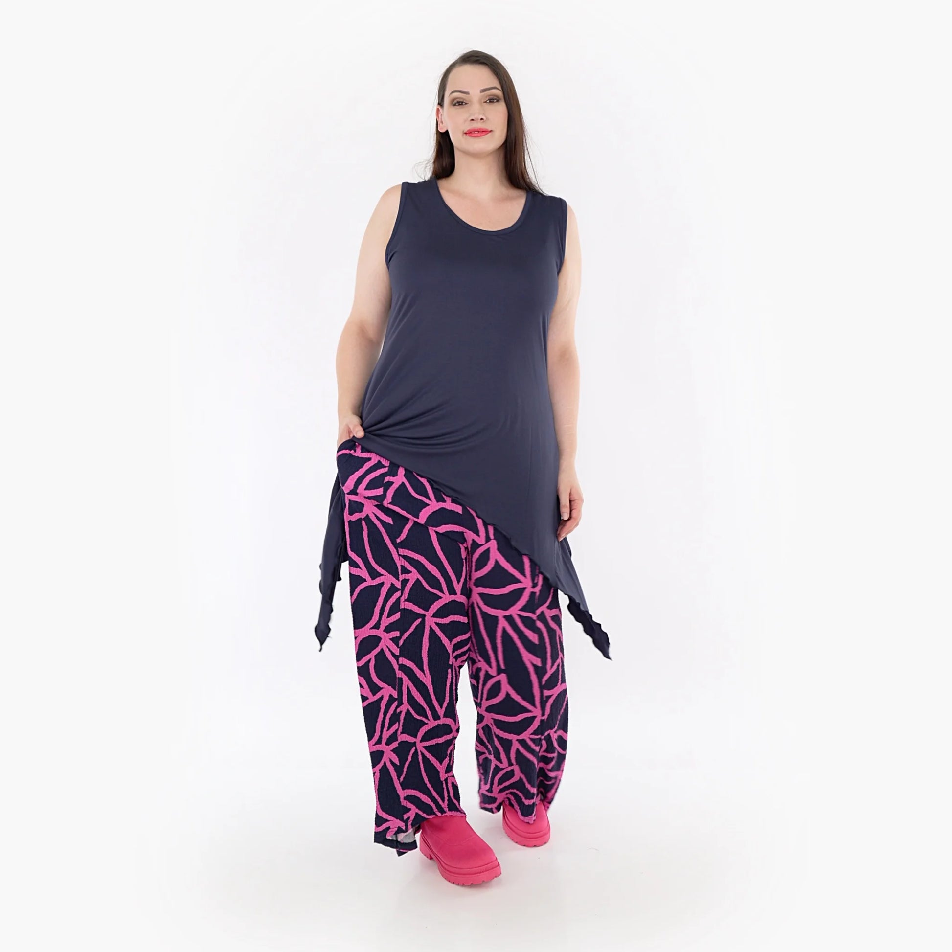  Stilvolle Hose in Marine-Fuchsia aus weicher Viskose für lässige Lagenlooks und Plus Size