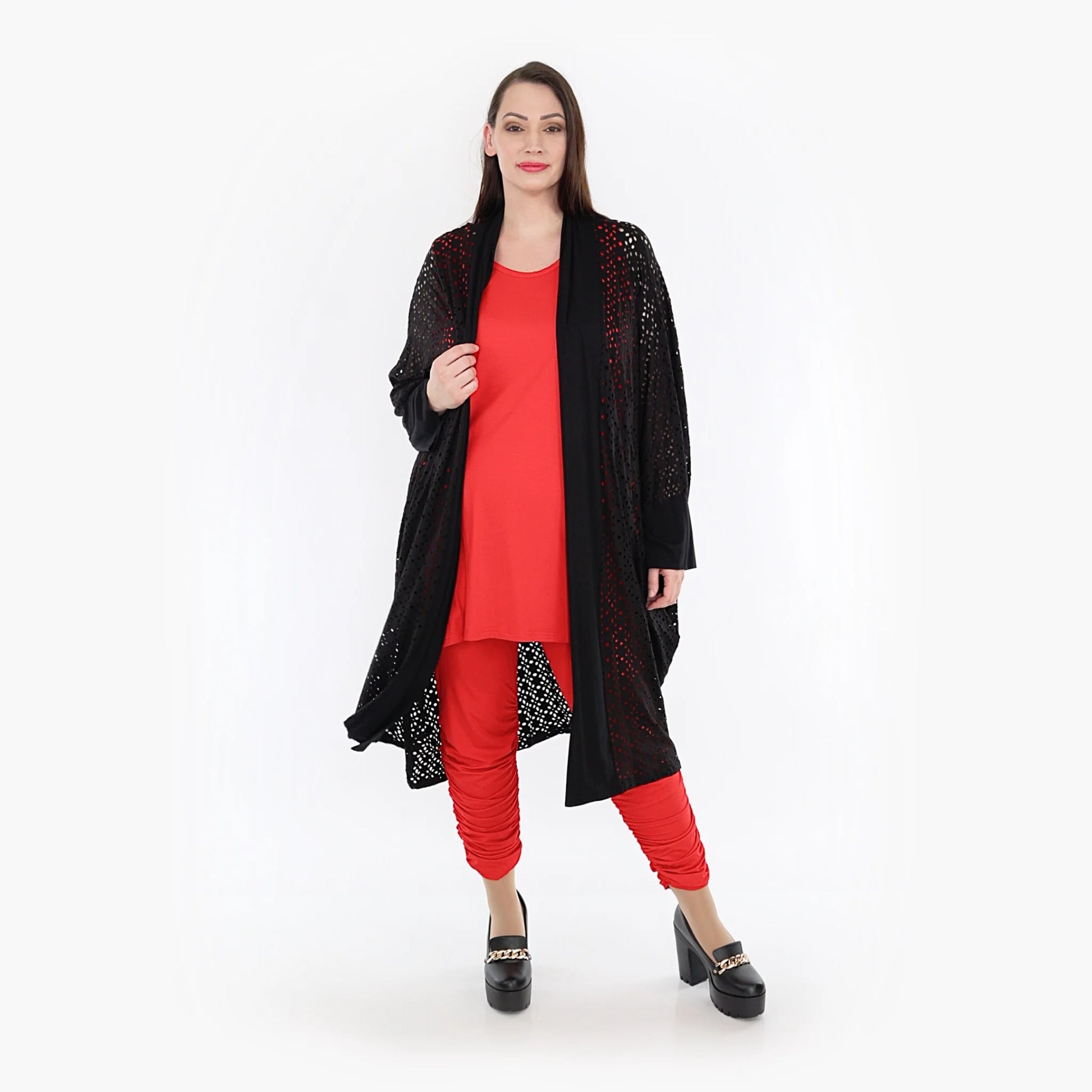  Stylische Viskosejacke mit Lagenlook, Lasercut Blumenmustern und praktischen Taschen in Schwarz