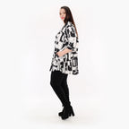  AKH Fashion Shirt in Glocken-Form, aus Viskose, 1323.01892, Schwarz-Weiß, Schick, Modern