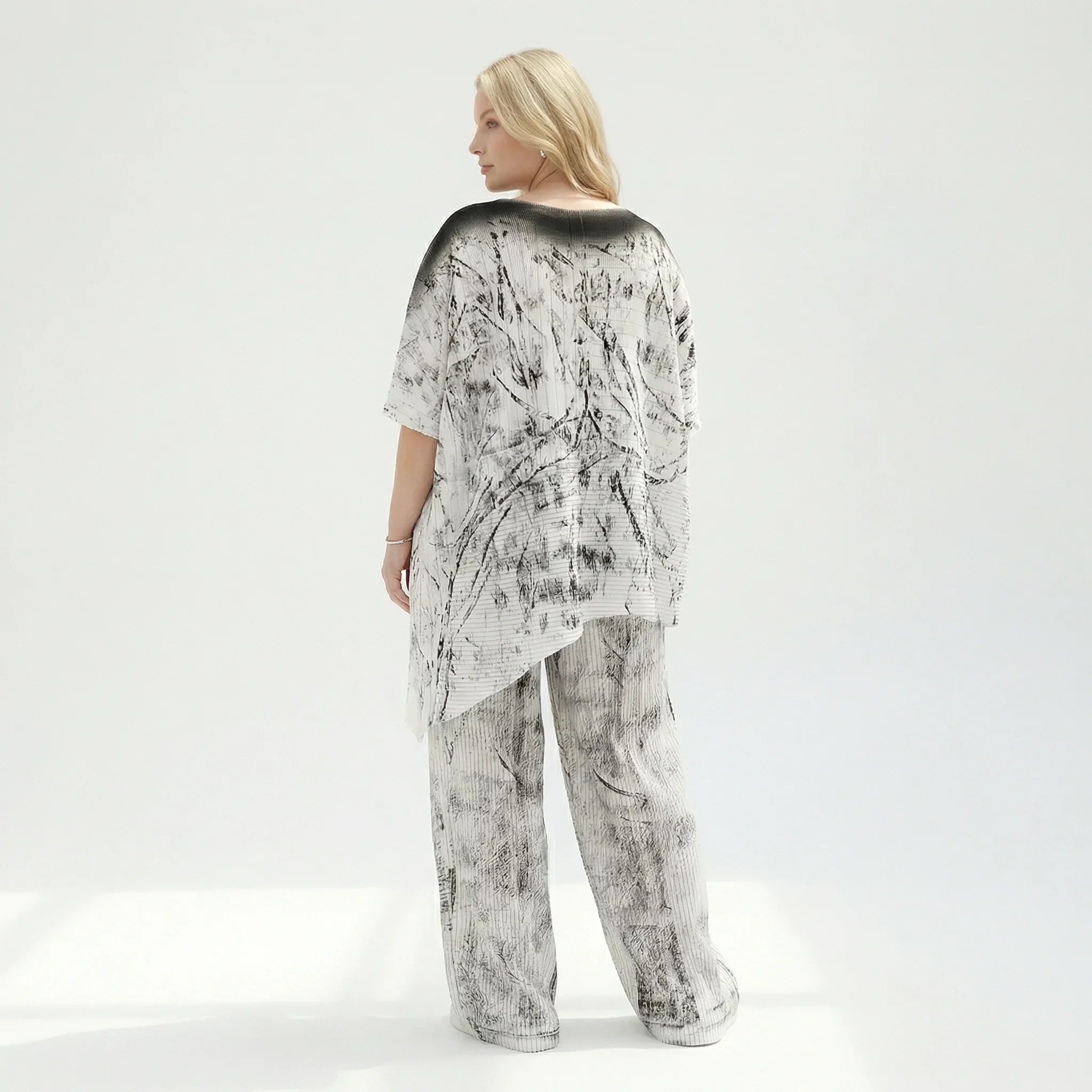 Damen 2-Teiler von B-ONE aus Jersey in Schwarz-Weiß – Shirt & Hose mit Print, luftig, EU 38 bis 48, Übergangslook, Oversize-Stil