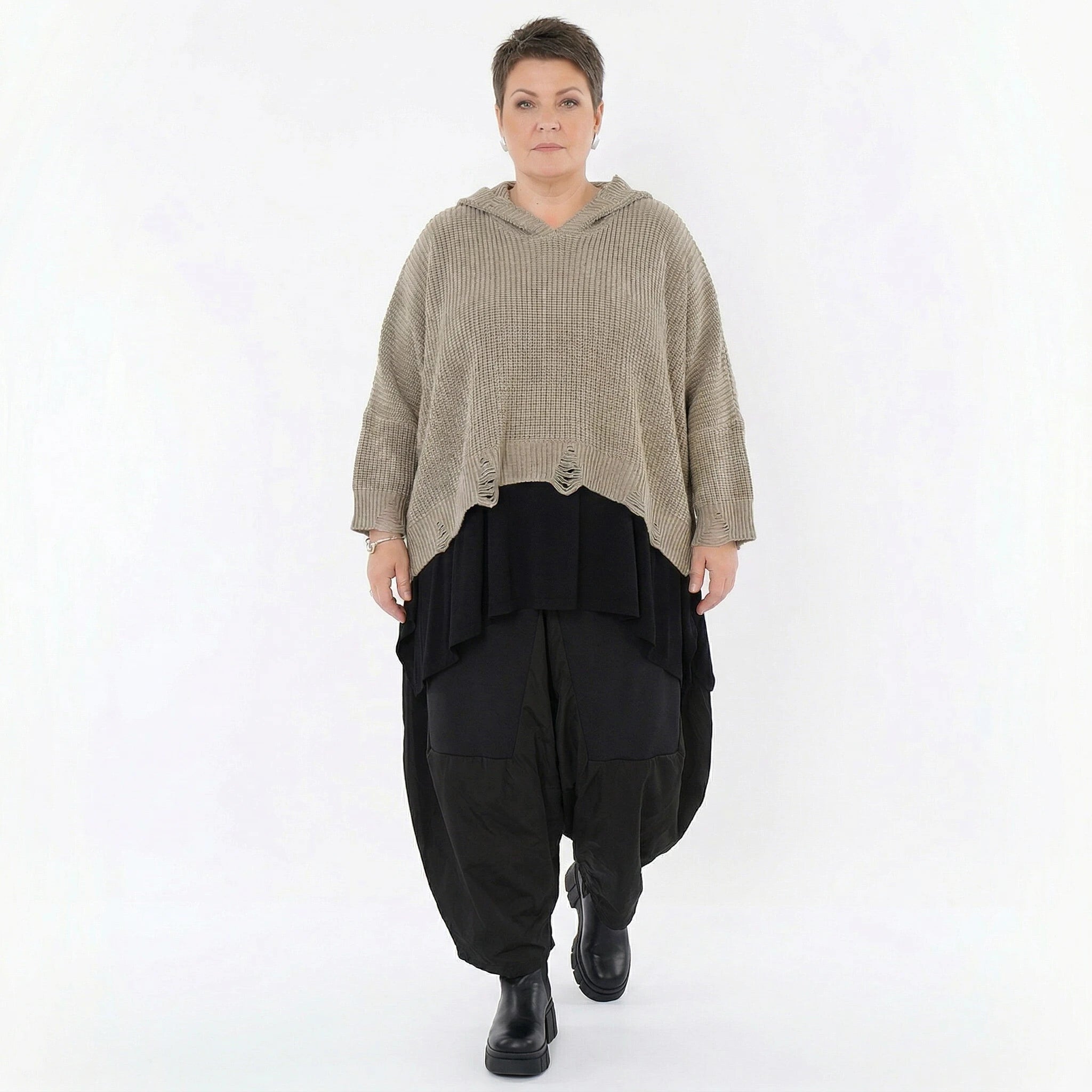 AKH Premium Bigshirt in kastiger Form, aus Baumwolle, P1032.2601, Beige, Ausgefallen, Zeitlos