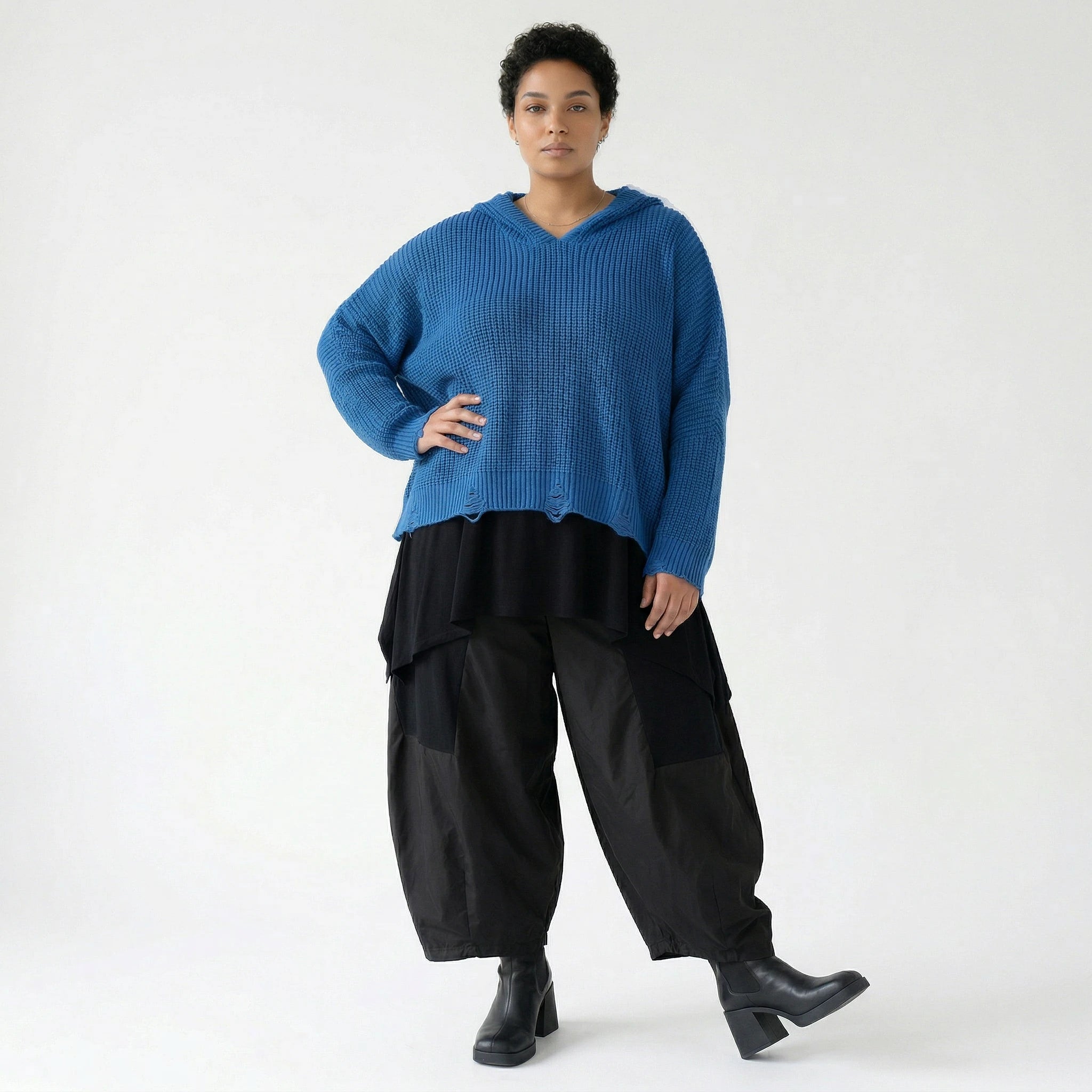 AKH Premium Bigshirt in kastiger Form, aus Baumwolle, P1032.2601, JeansBlau, Ausgefallen